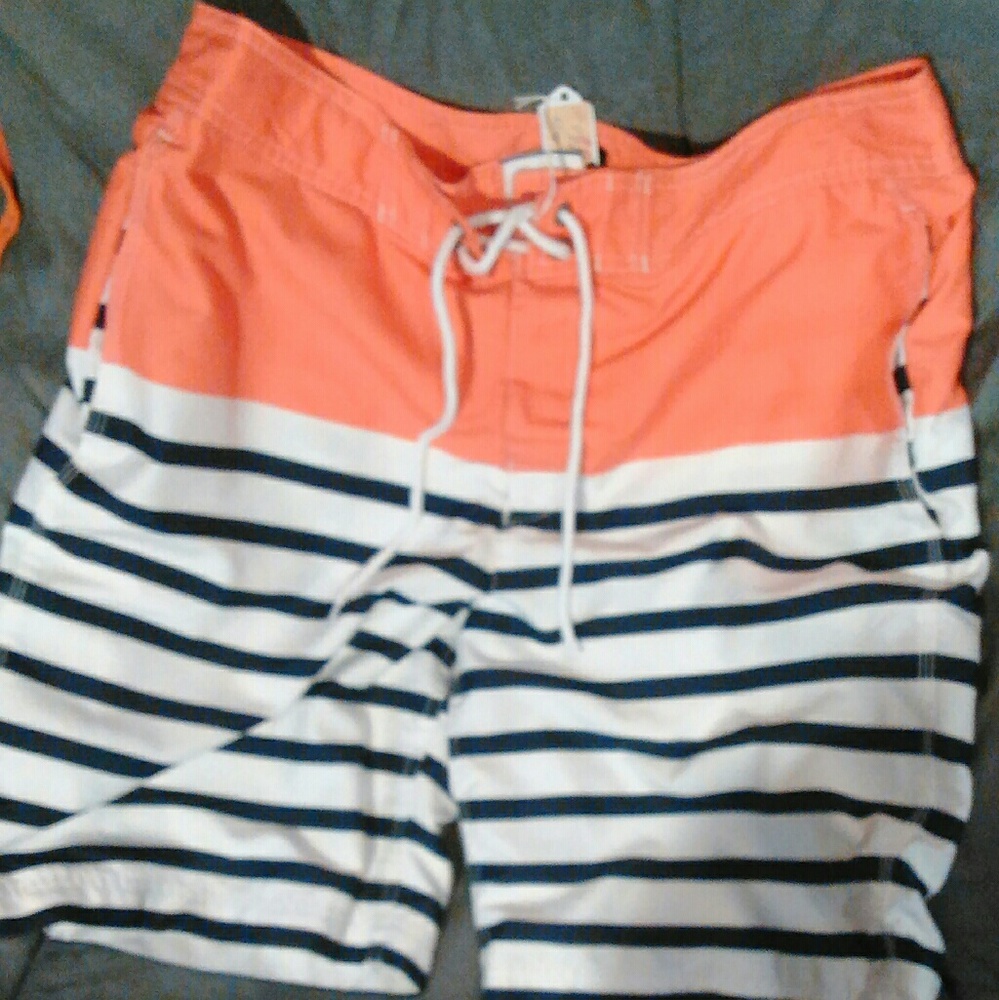 Men's Gap Board shorts